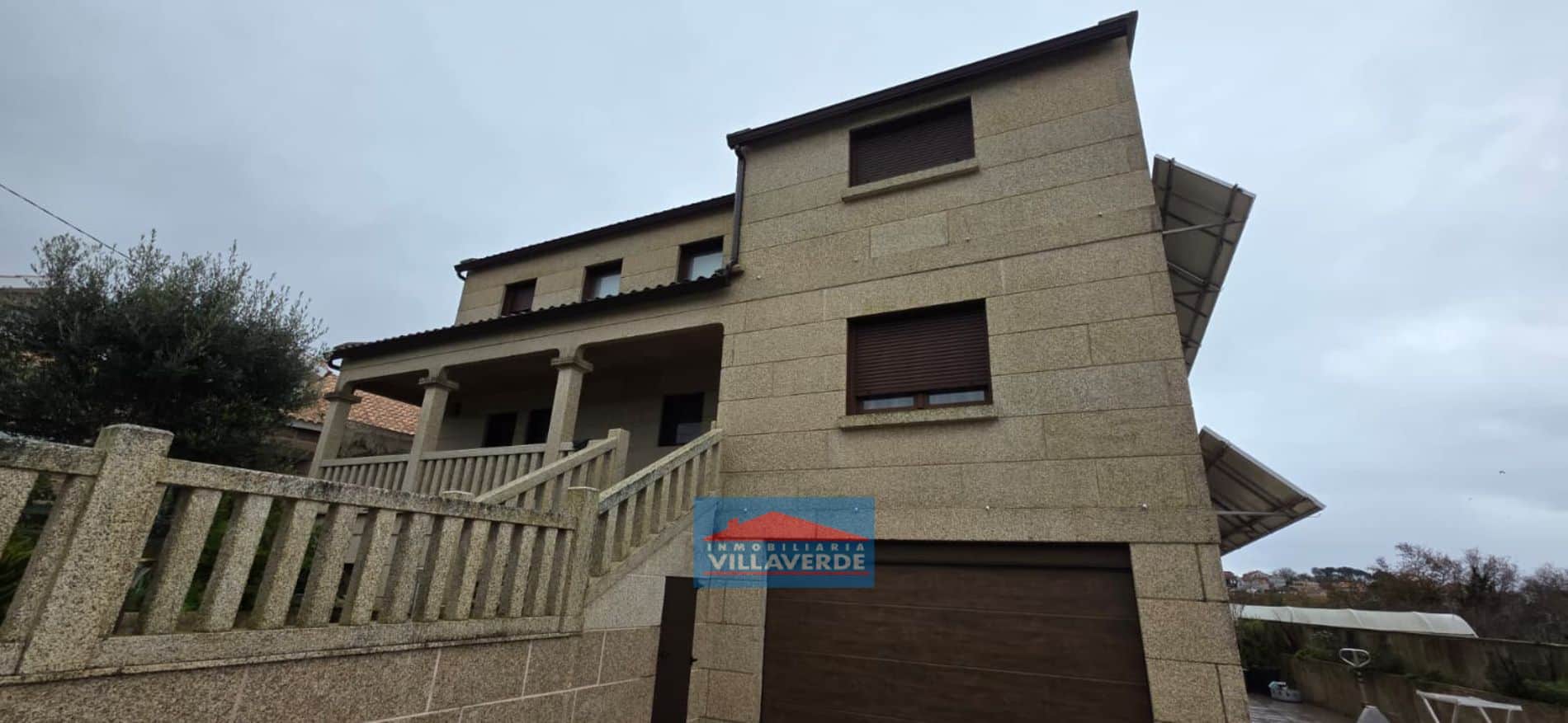 Chalet en venta en Cangas - Foto 2
