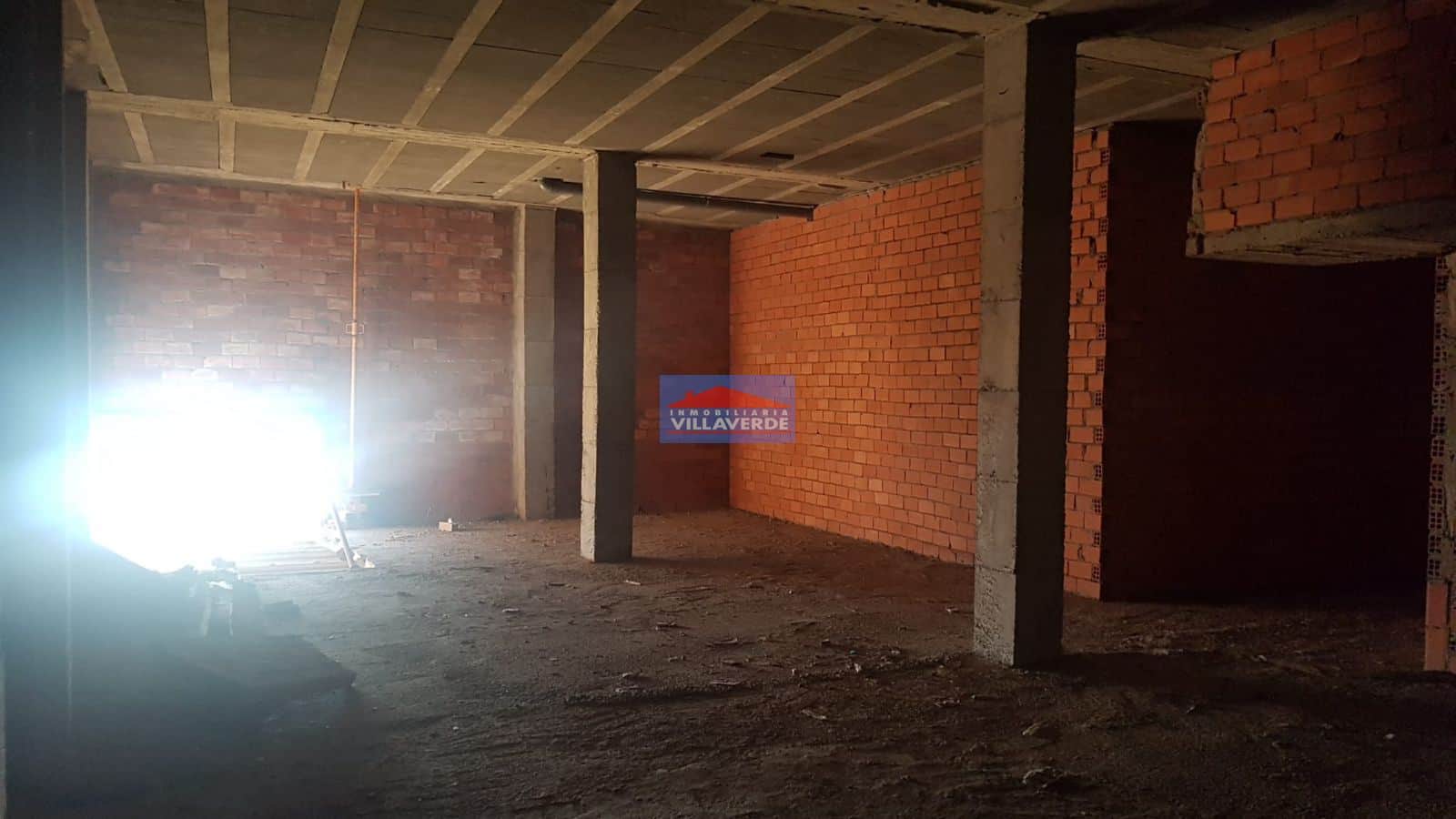 Local comercial en venta en Cangas - Foto 3