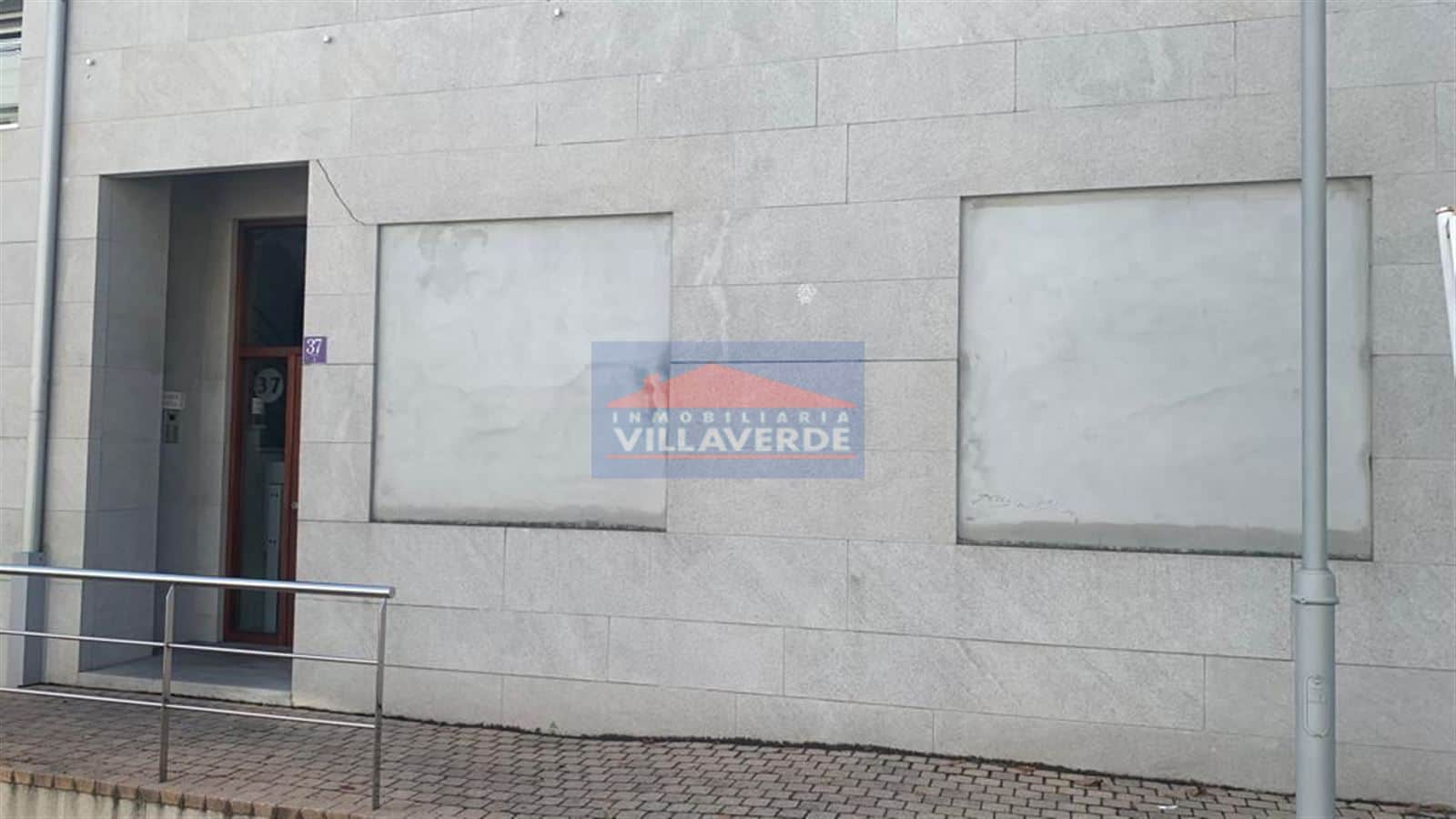 Local comercial en venta en Cangas - Foto 3