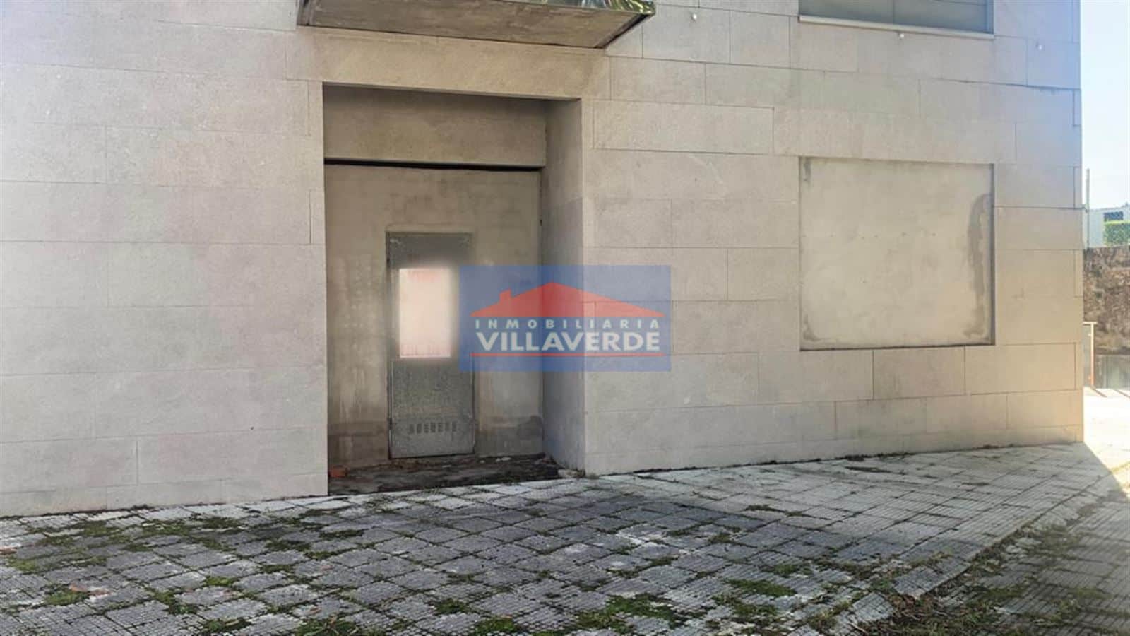 Local comercial en venta en Cangas - Foto 2