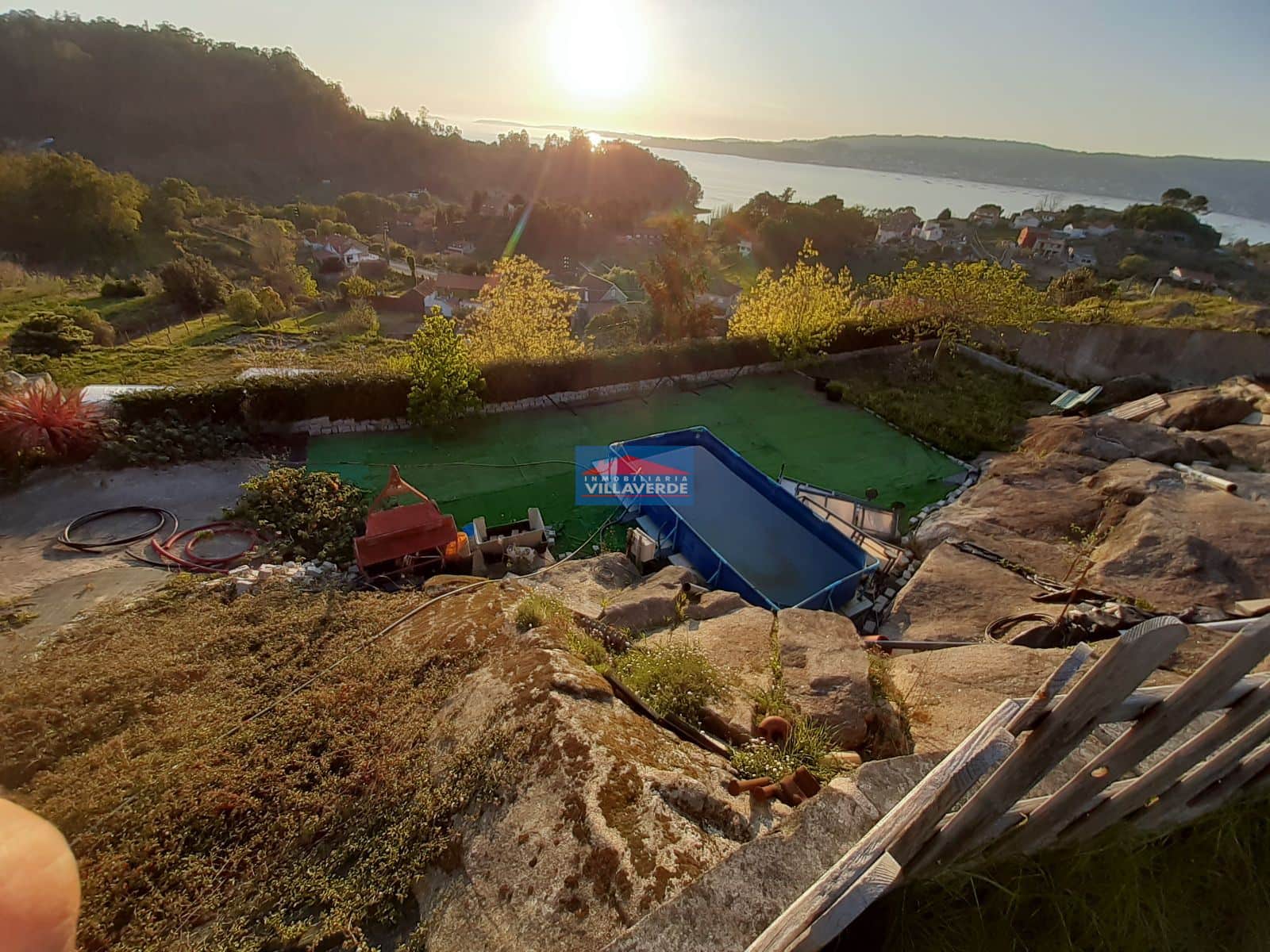 FINCA EDIFICABLE EN MOGOR CON VISTAS AL MAR - Foto 5