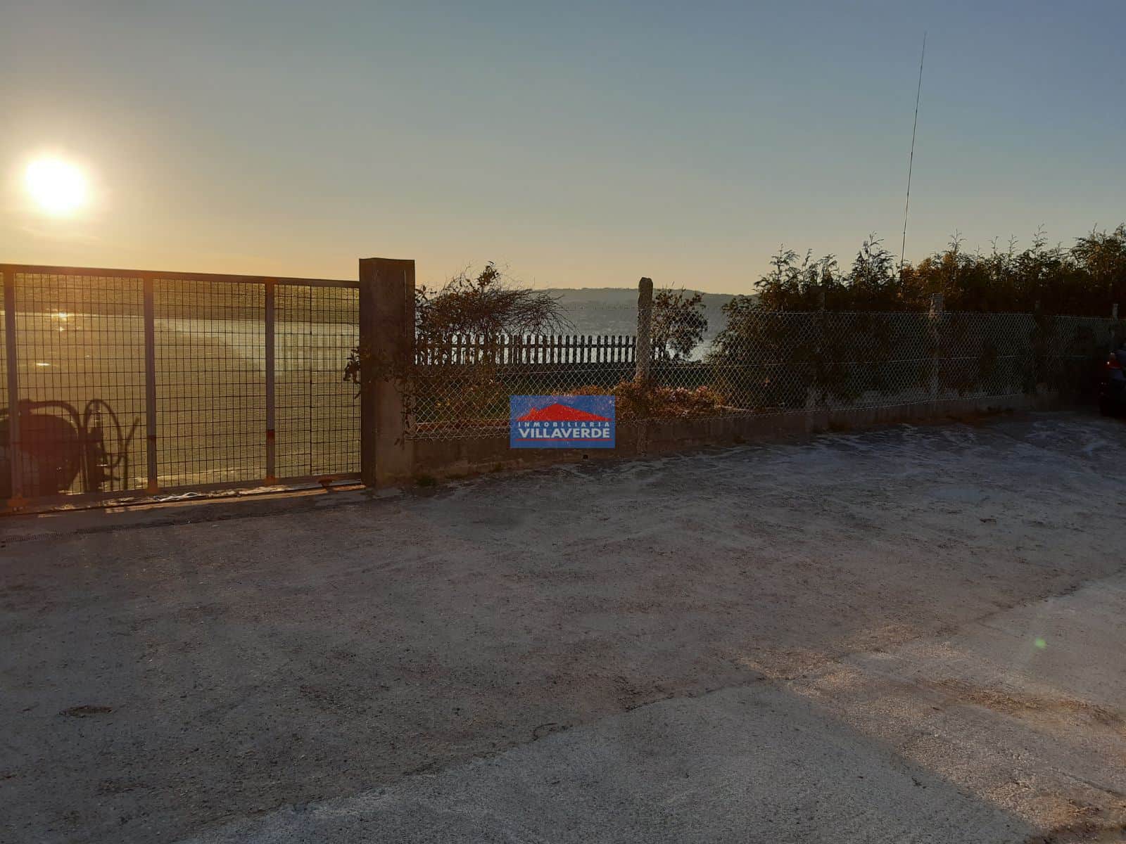 FINCA EDIFICABLE EN MOGOR CON VISTAS AL MAR - Foto 2