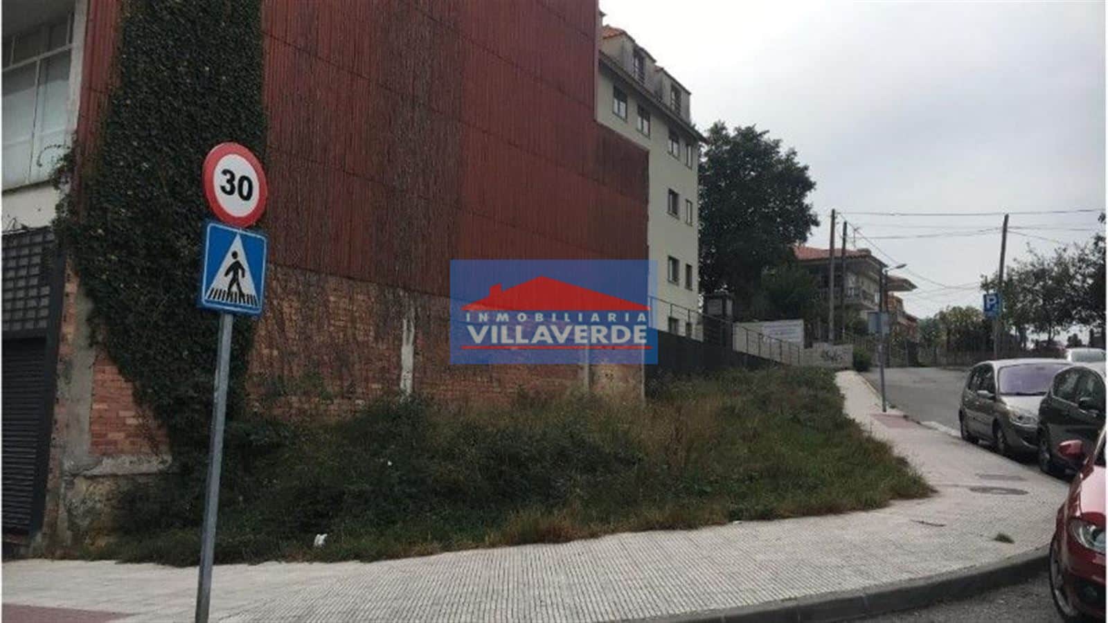 TERRENO EDIFICABLE EN EL CENTRO DE CANGAS - Foto 2