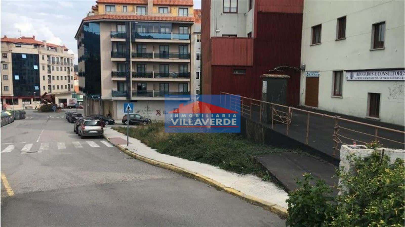 TERRENO EDIFICABLE EN EL CENTRO DE CANGAS - Foto 1