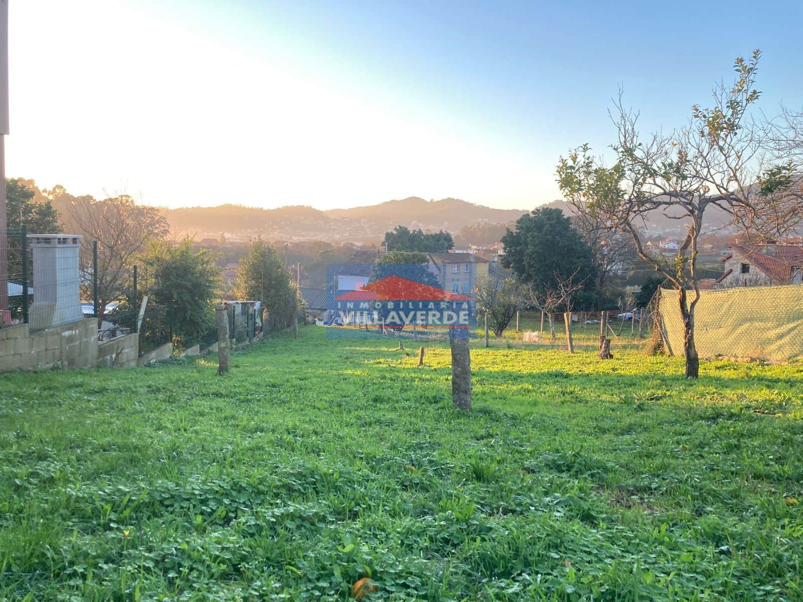 PARCELA EDIFICABLE CON VISTAS AL MAR - Foto 3