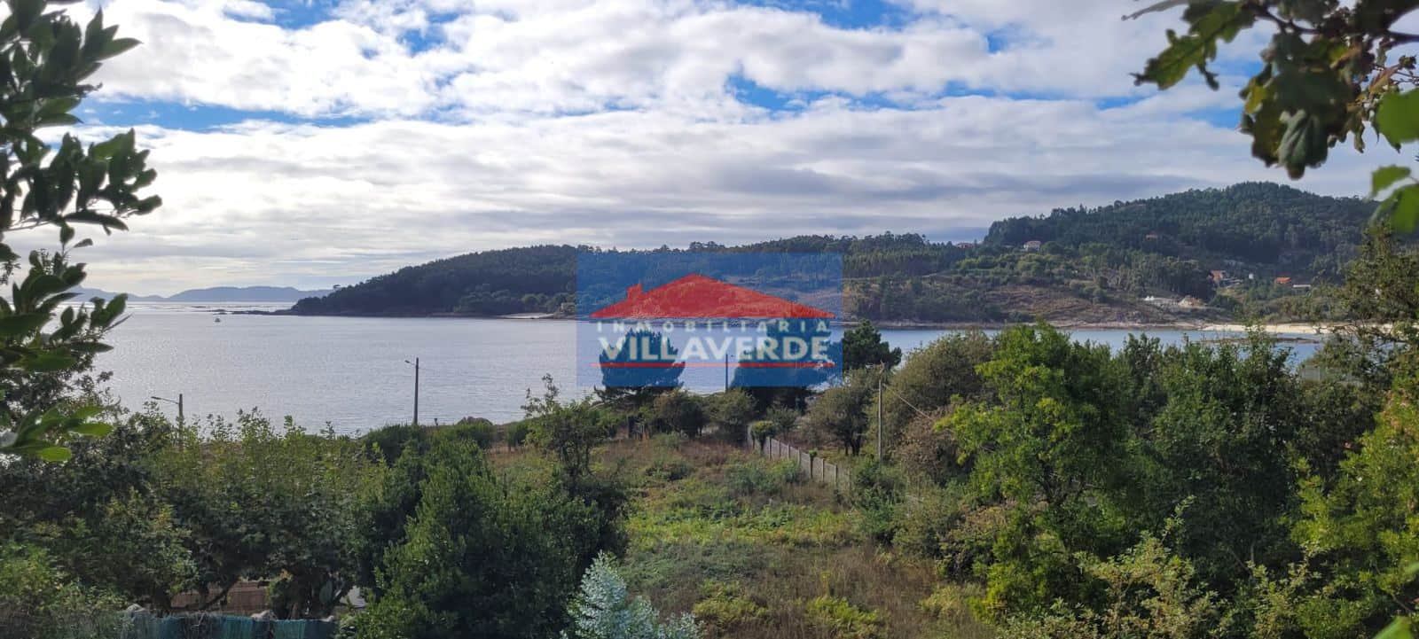 FINCA EN PRIMERA LÍNEA DE PLAYA DE USO DEPORTIVO - Foto 3
