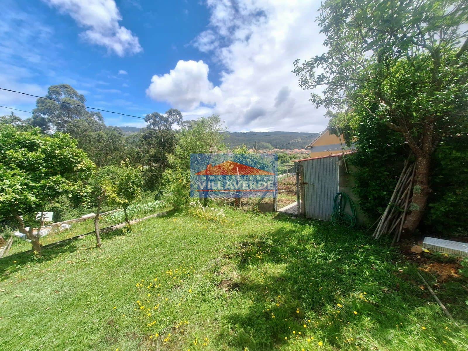 PARCELA EDIFICABLE EN MOAÑA MUY CERCA DEL NÚCLEO URBANO - Foto 3