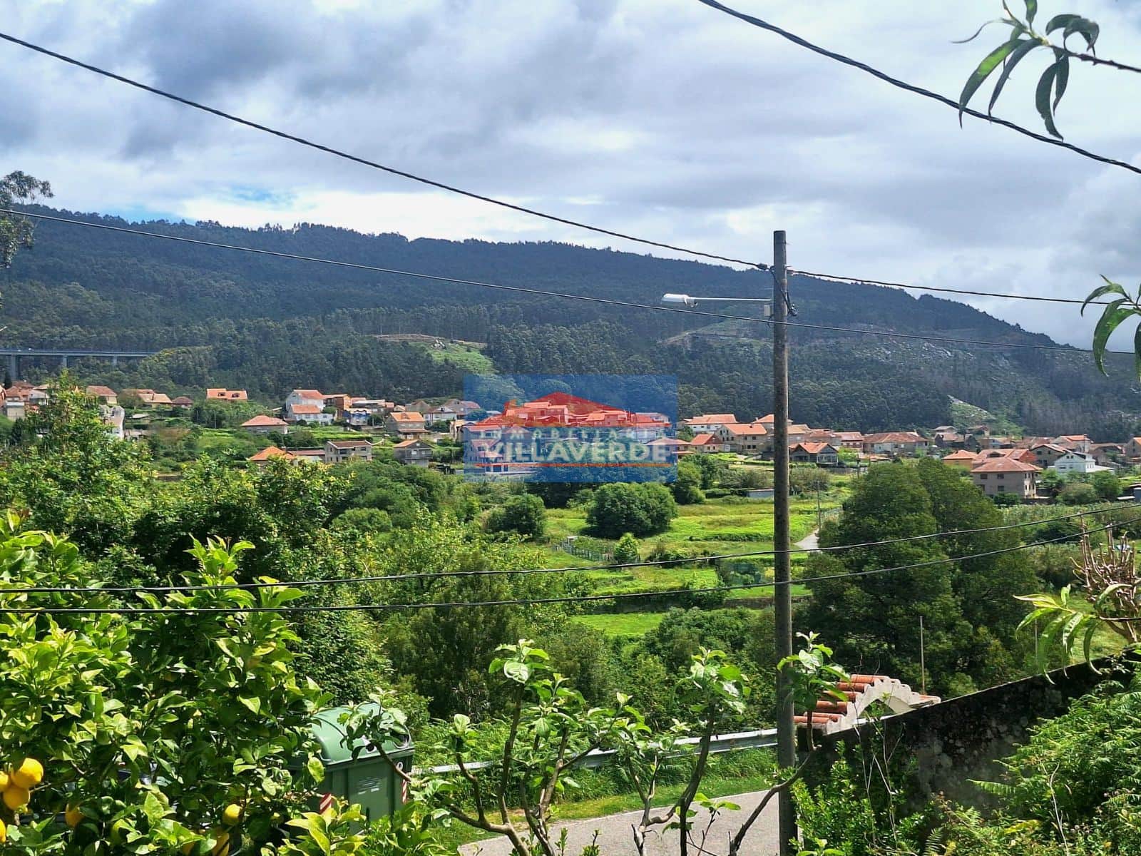 PARCELA EDIFICABLE EN MOAÑA MUY CERCA DEL NÚCLEO URBANO - Foto 2