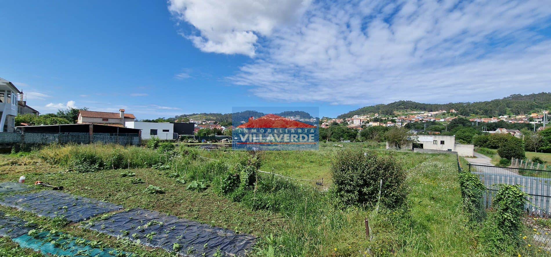 TERRENO EDIFICABLE EN COIRO - Foto 1