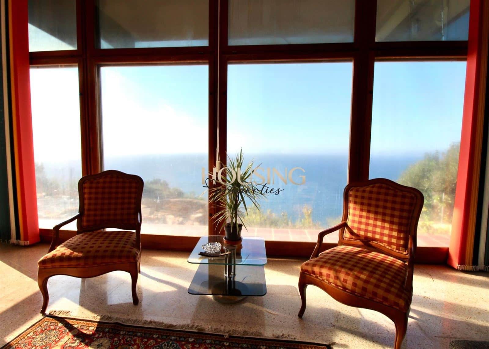 EN PRIMERA LINEA SOBRE ACANTILADO, CON IMPRESIONANTES VISTAS AL MAR - Foto 1