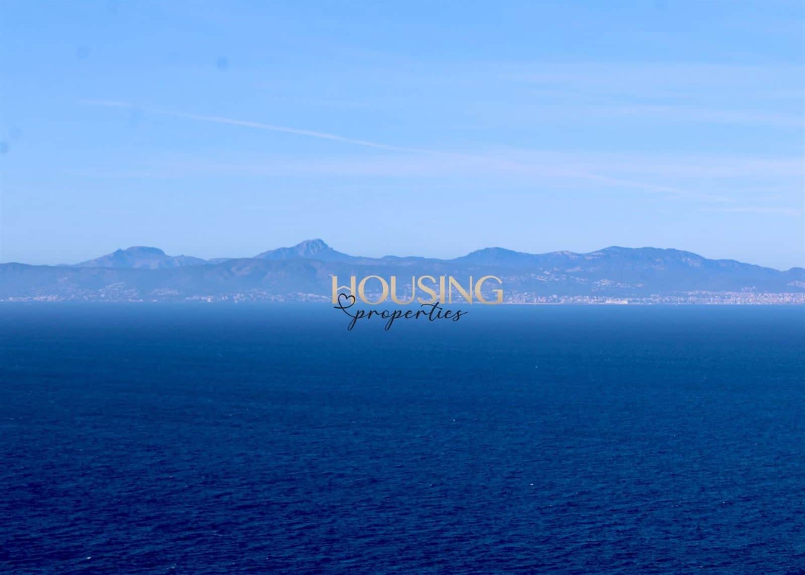 EN PRIMERA LINEA SOBRE ACANTILADO, CON IMPRESIONANTES VISTAS AL MAR - Foto 3