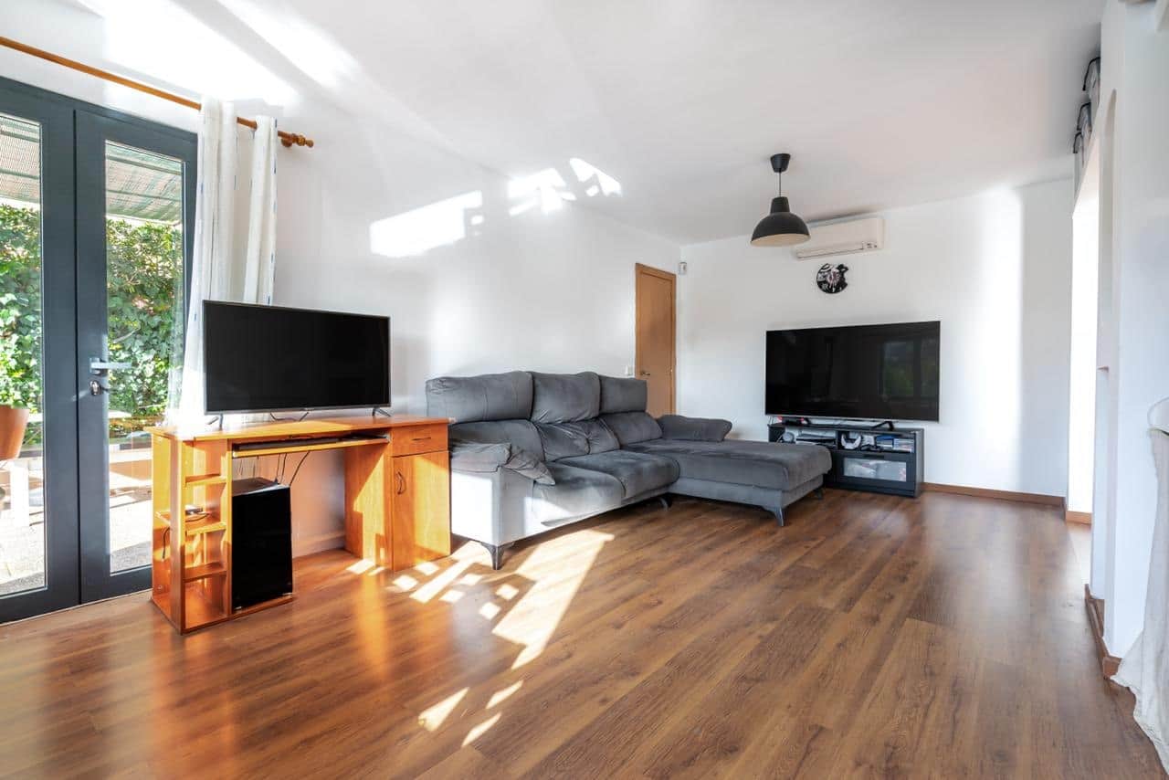 UNIFAMILIAR CON PISCINA EN CALA PI - Foto 5