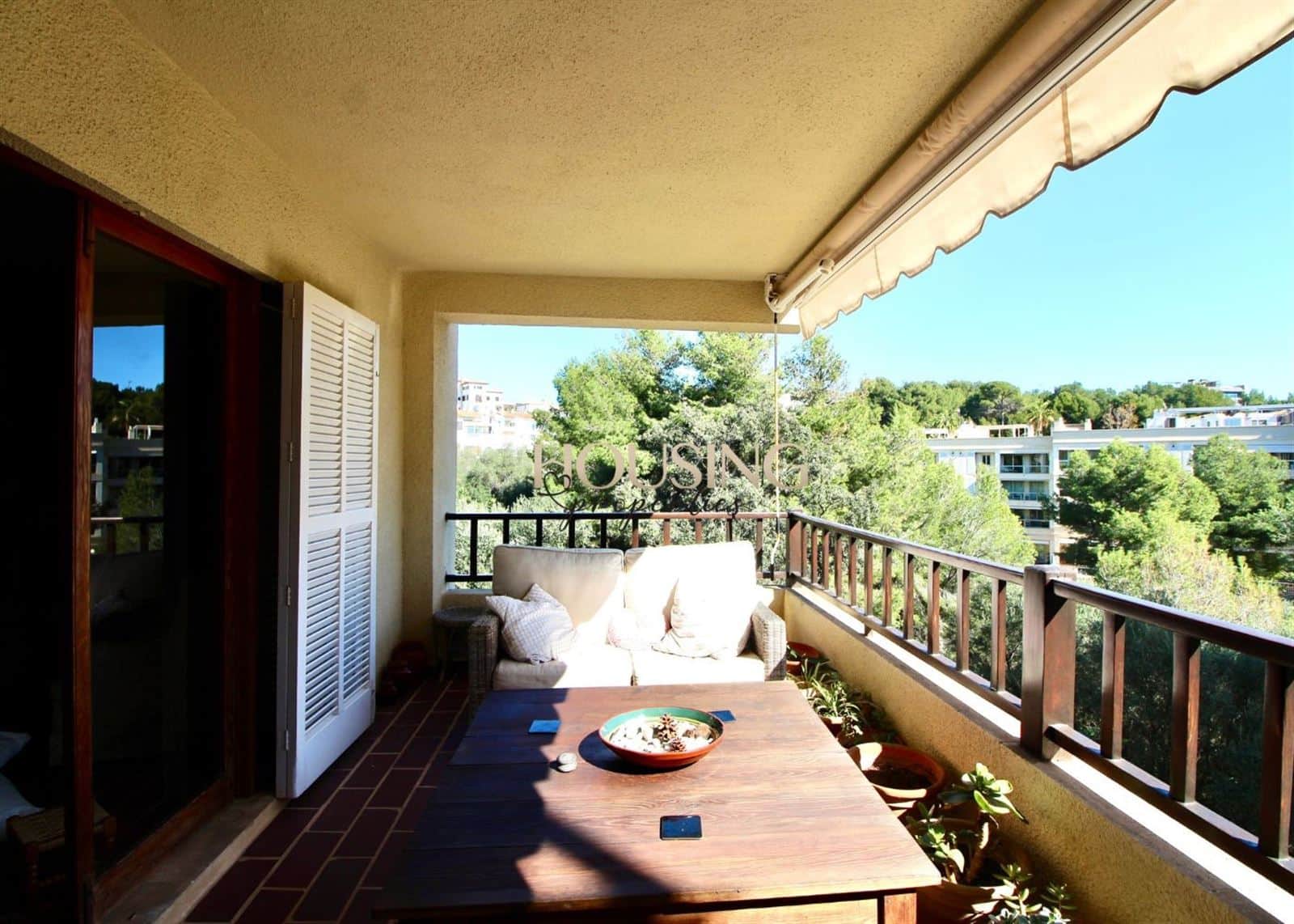 AMPLIO PISO CON VARIAS TERRAZAS Y PARKING EN LA BONANOVA. - Foto 1