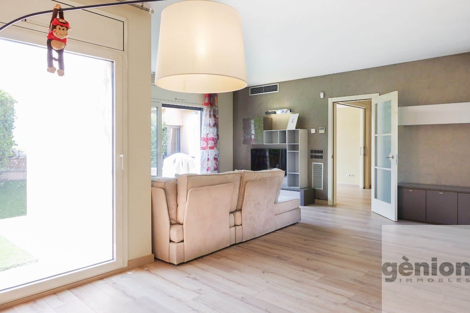 CASA EXCLUSIVA EN GIRONA, PALAU. 321,55M² CONSTRUIDOS Y 449M² DE PARCELA - Foto 3