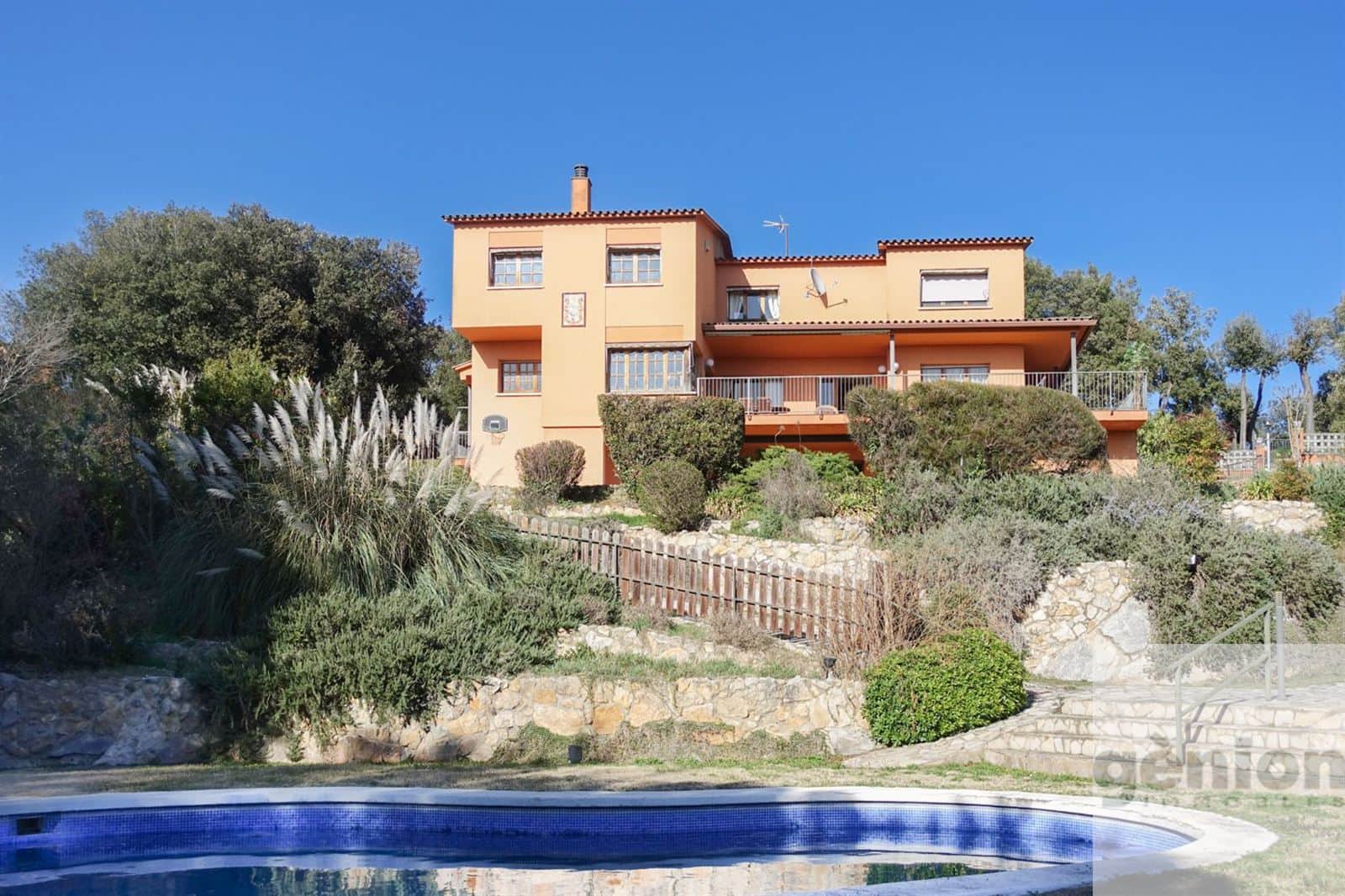 CASA DE 6 HABITACIONES EN SANT GREGORI. 394M² CONSTRUIDOS Y 2.303M² DE PARCELA - Foto 3