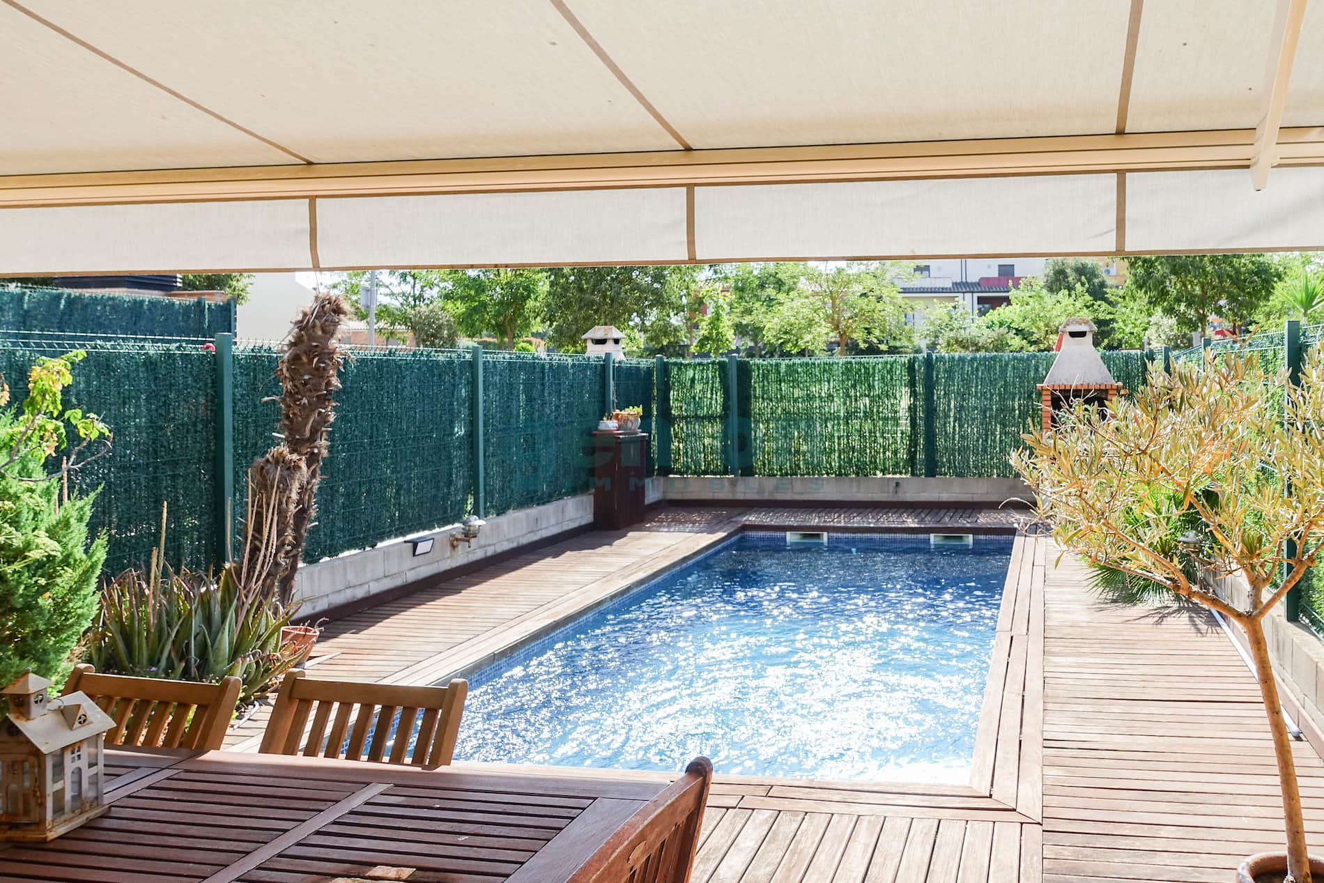 CASA ADOSADA CON PISCINA Y 4 HABITACIONES EN LA URBANIZACIÓN MAS FONOLLERONS - Foto 3