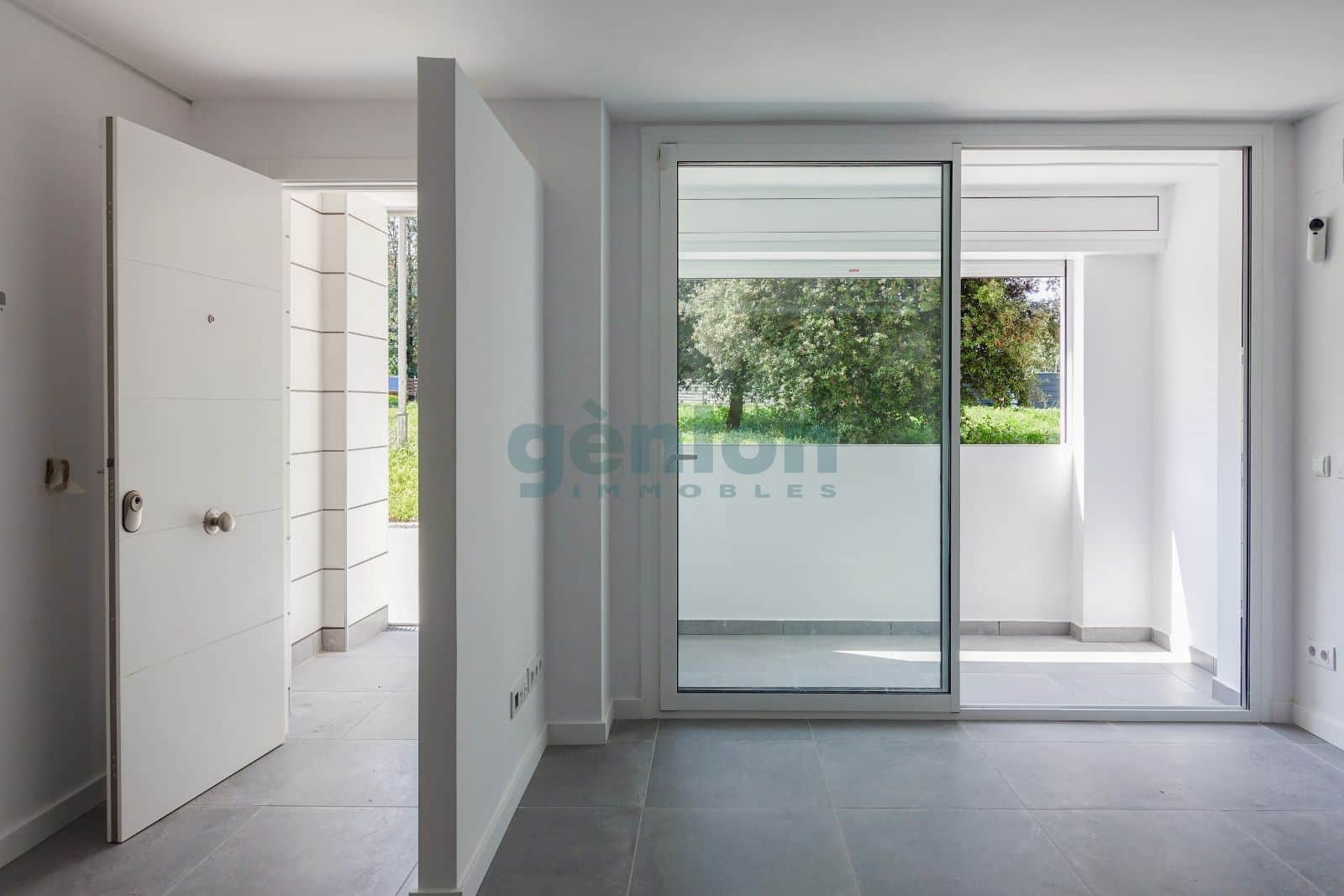 DUPLEXS A ESTRENAR EN MONTILIVI, GIRONA. 3 HABITACIONES Y 3 BAÑOS - Foto 1