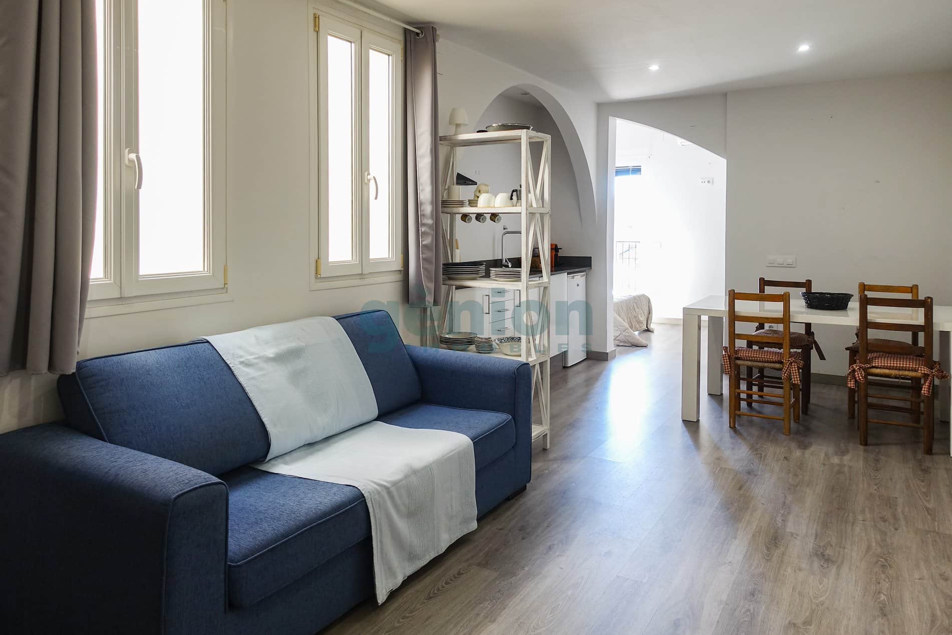 APARTAMENTO TOTALMENTE REFORMADO Y CON VISTAS EN CENTRE/BARRI VELL DE GIRONA - Foto 4