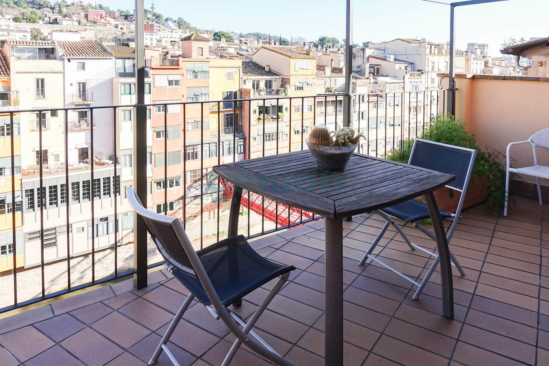 ATICO DUPLEX EN LA CALLE SANTA CLARA, CON VISTAS A LA CATEDRAL Y CASAS DE L’ONYAR - Foto 1