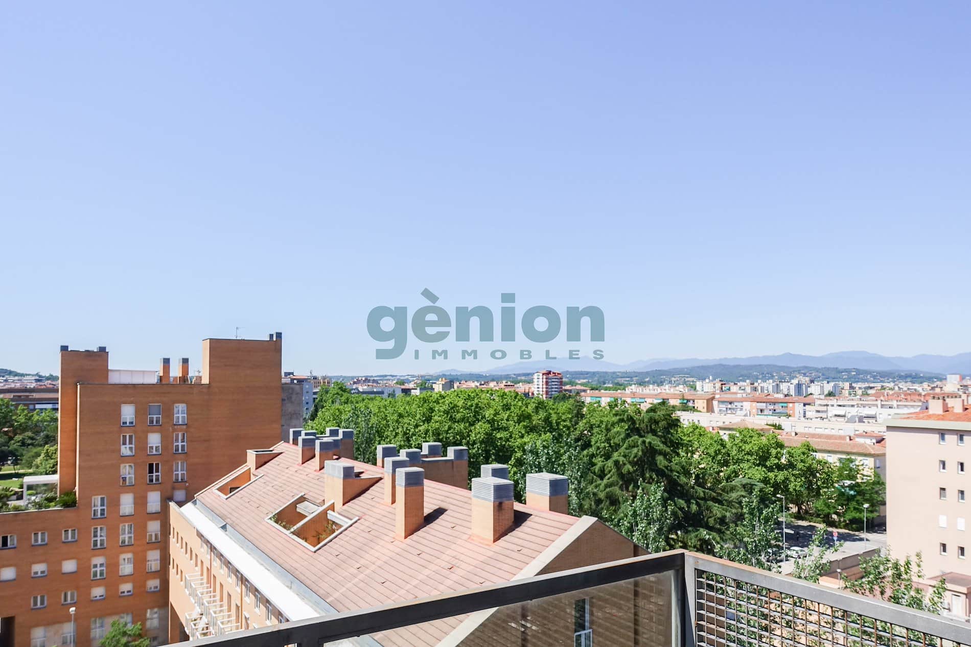 Piso - Emili Grahit - Girona - Foto 1