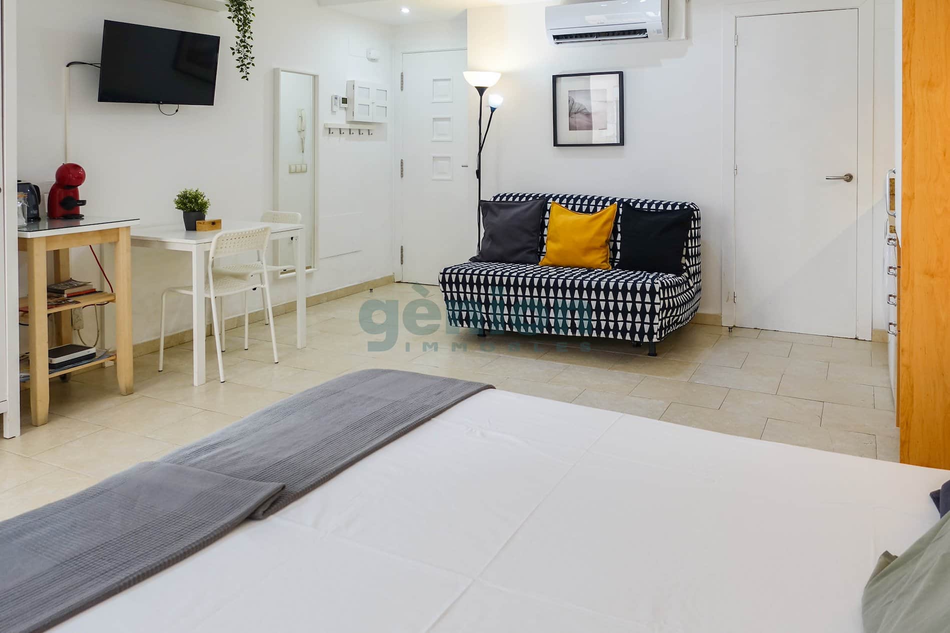 APARTAMENTO CON LICENCIA COMO VIVIENDA TURÍSTICA EN EL BARRI VELL DE GIRONA - Foto 4
