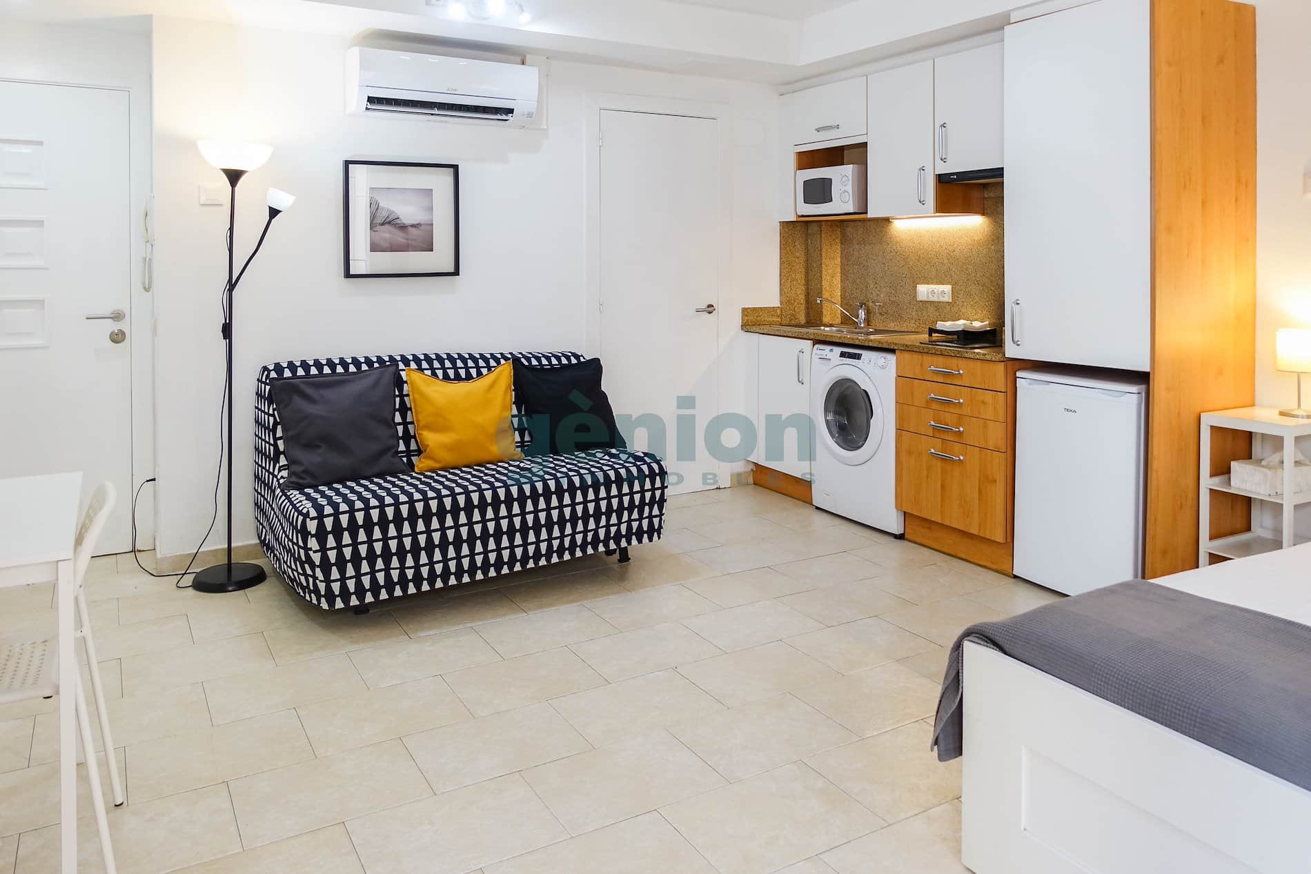APARTAMENTO CON LICENCIA COMO VIVIENDA TURÍSTICA EN EL BARRI VELL DE GIRONA - Foto 3