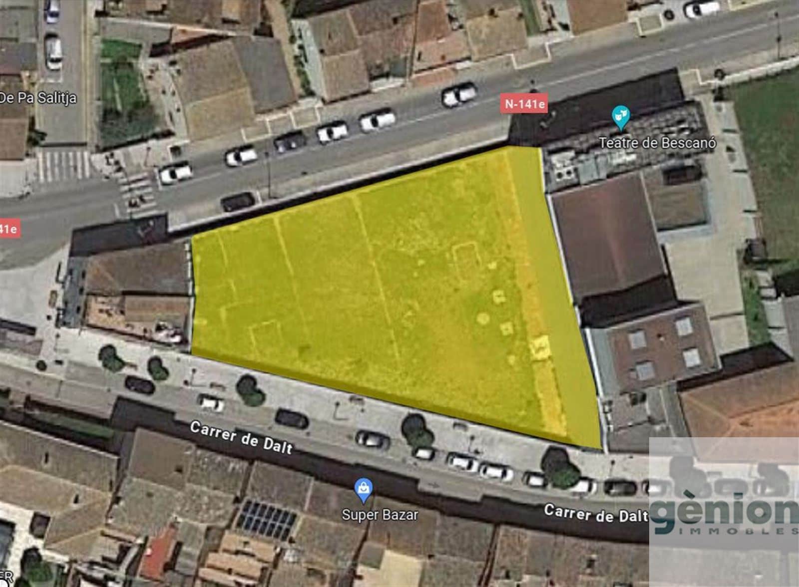 SOLAR URBANO EN PLENO CENTRO DE BESCANÓ. FACHADA A 2 CALLES, APTO PARA 27 PISOS - Foto 1