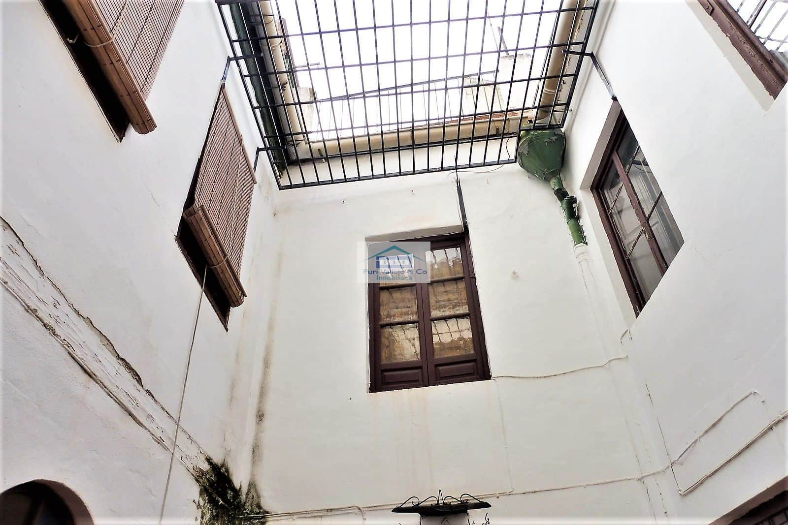 Gran casa con patio central en Judería. - Foto 2