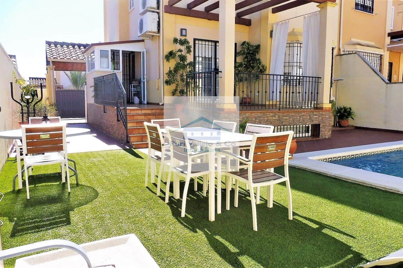 Chalet Pareado con parcela completamente llana. - Foto 3