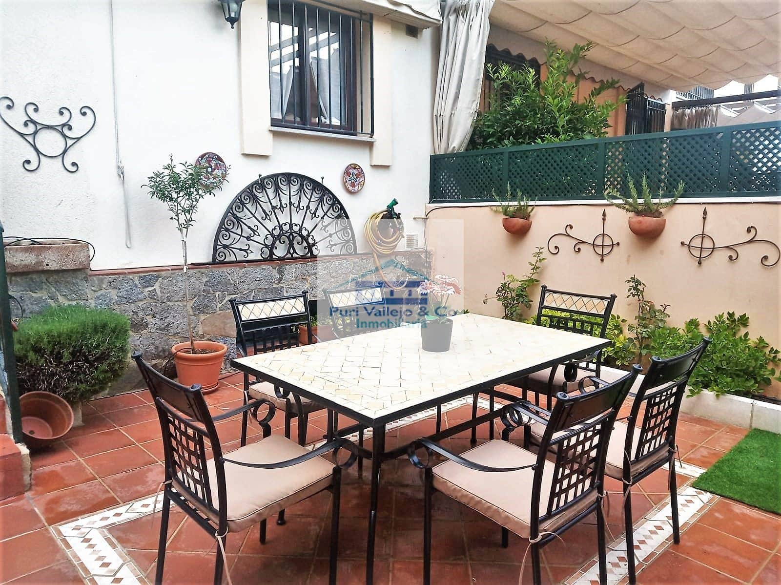 Chalet adosado con 2 terrazas y 2 plazas de garaje. - Foto 5