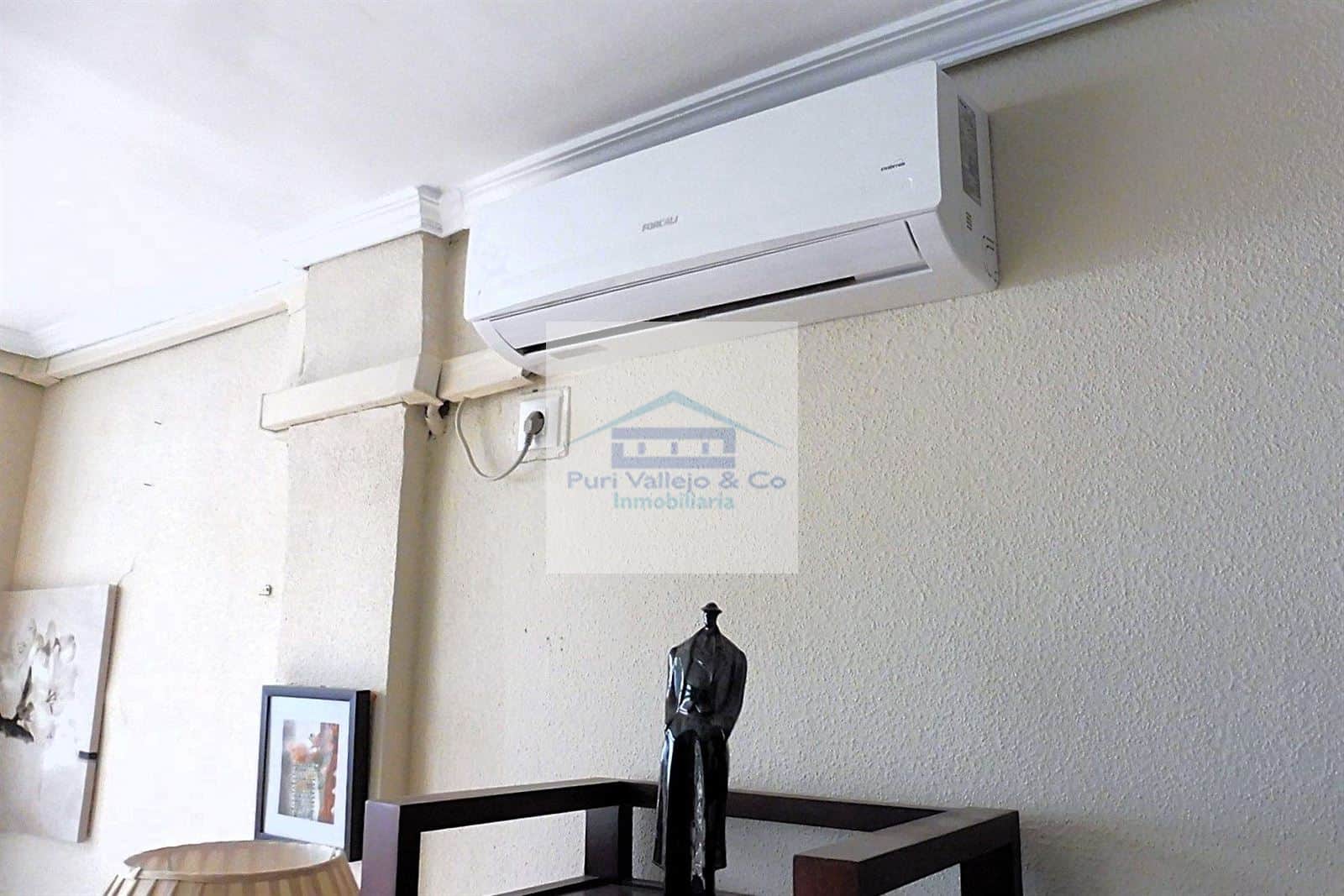 Chalet adosado con 4 habitaciones, garaje y pisicma. - Foto 5