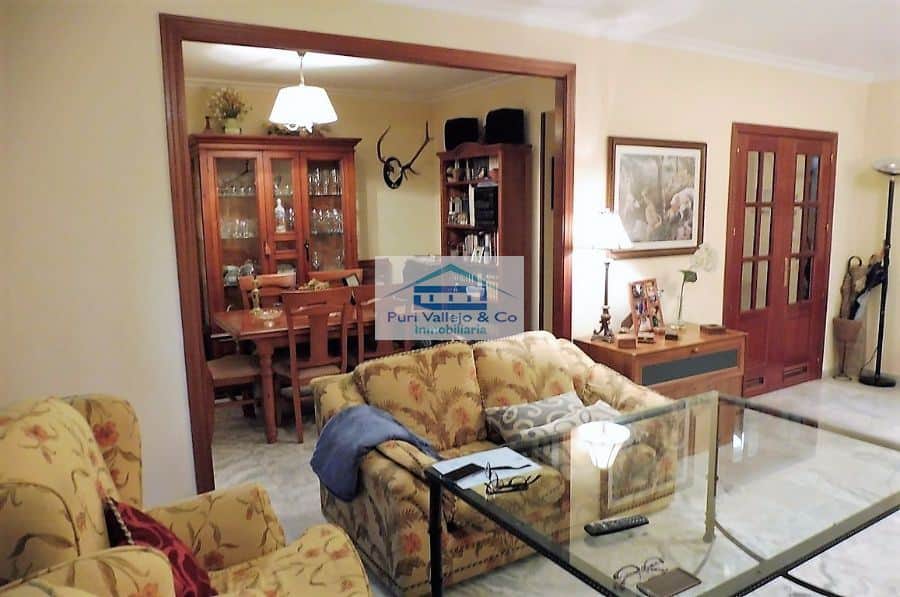 Piso con 4 habitaciones en residencial con piscina. - Foto 2