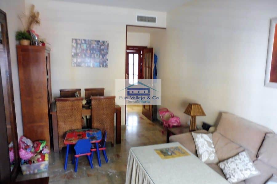 Ocasión para inversores. Muebles incluidos. Precio negociable. - Foto 3