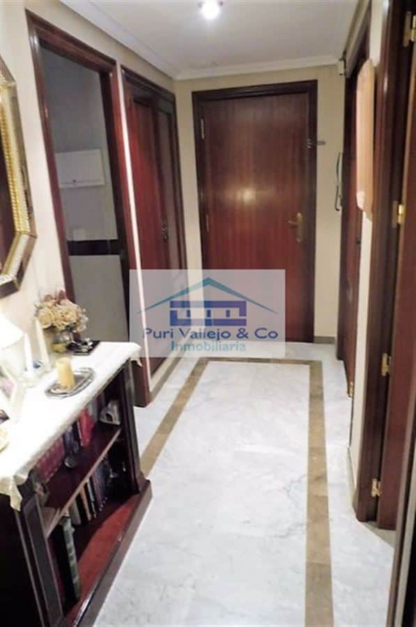 Zona Zoco. Piso de 4 habitaciones en residencial. - Foto 5