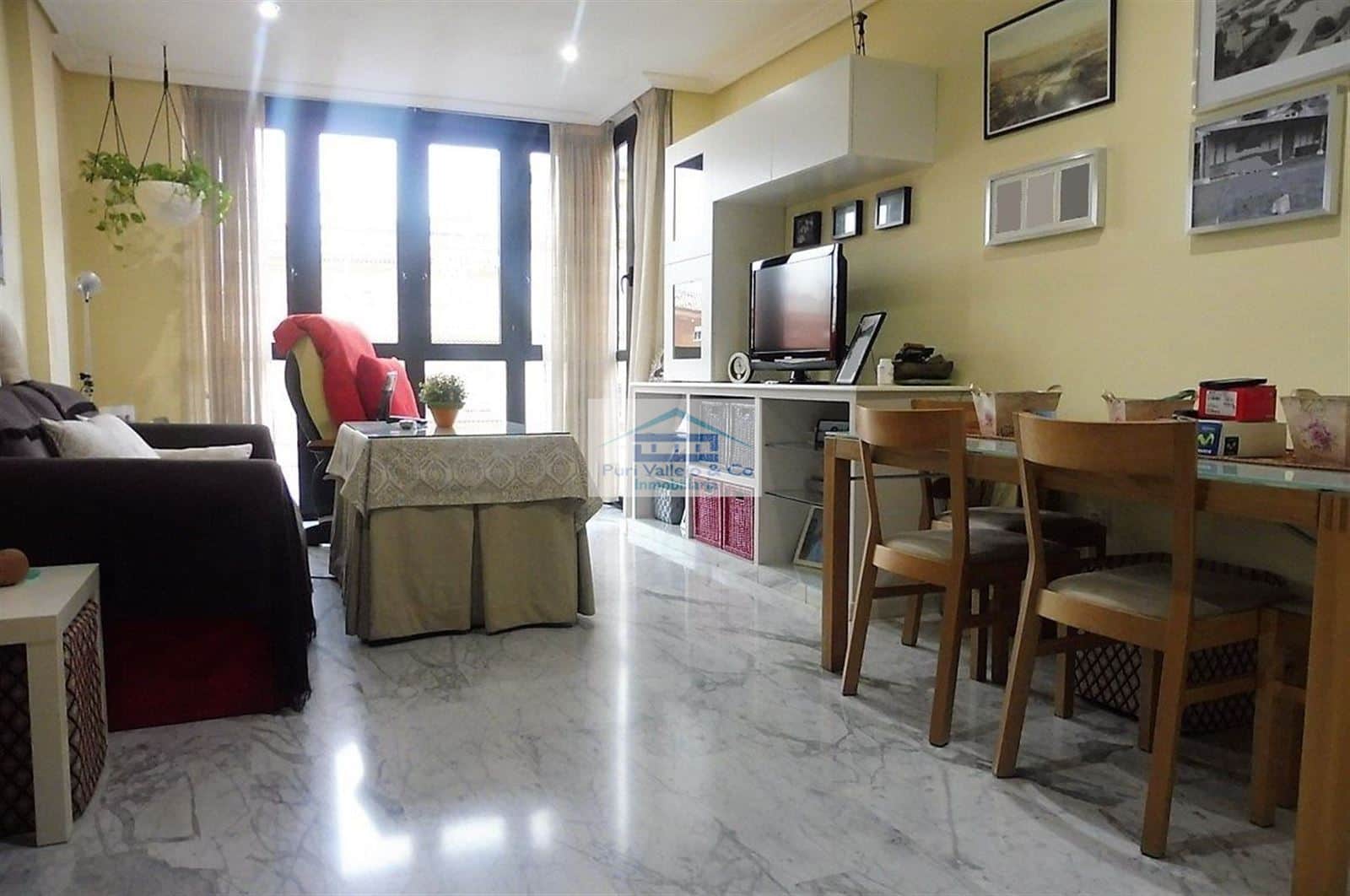 Piso con buenas vistas y calidades de 2 habitaciones. - Foto 1