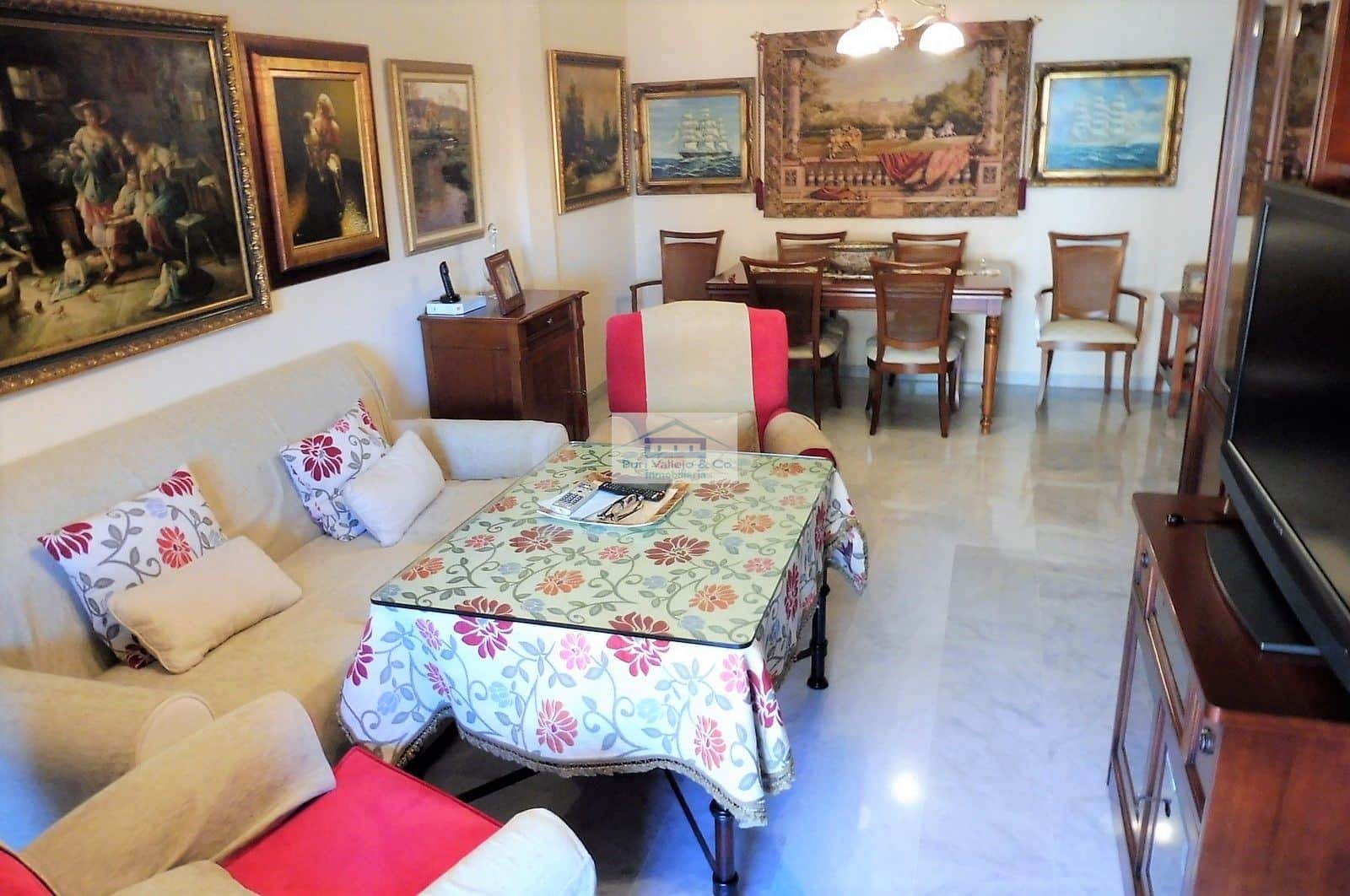 Espléndido piso de 4 dormitorios en zona Arroyo del Moro. - Foto 2