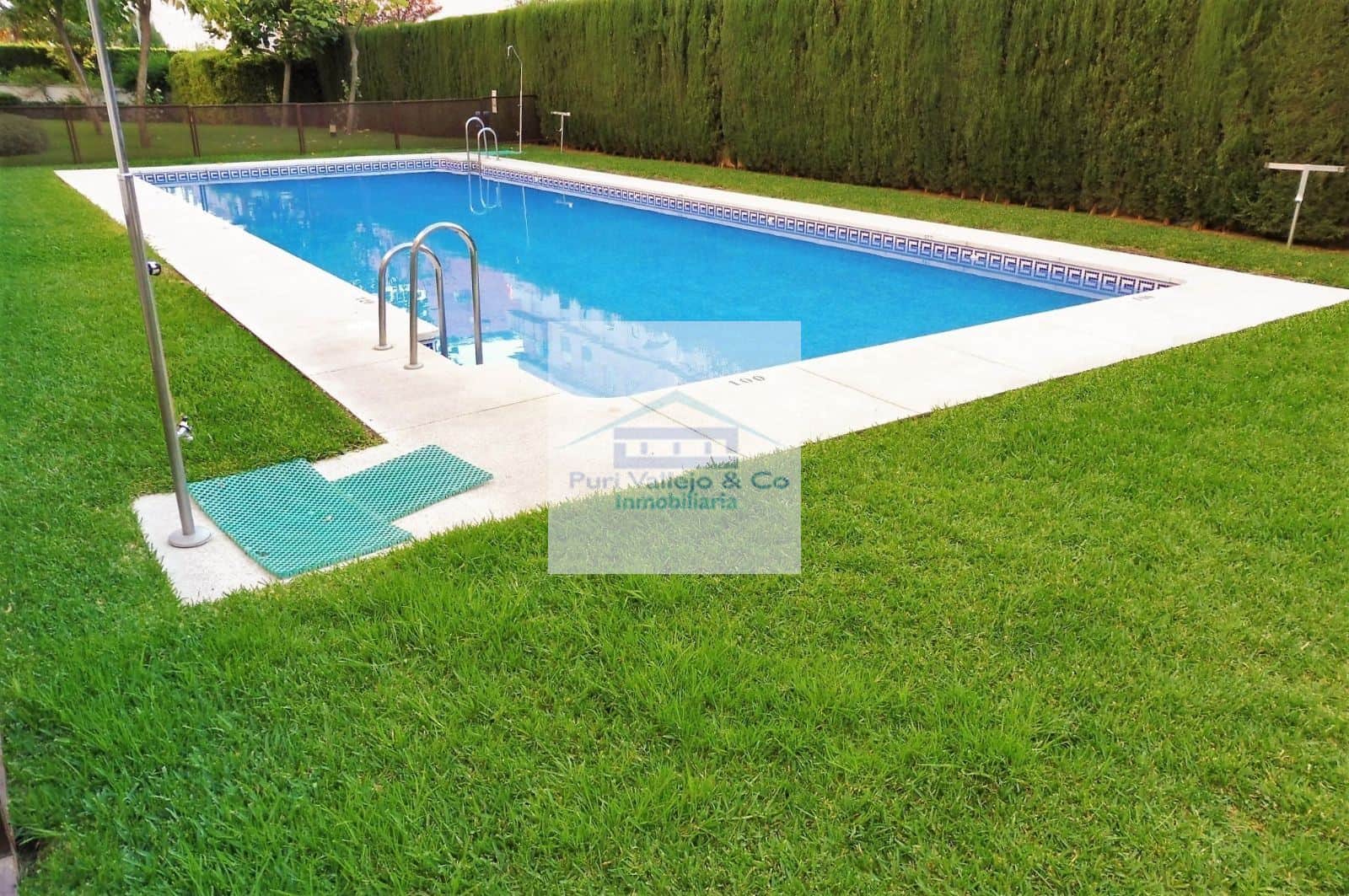 Piso de 4 habitaciones en residencial con piscina. - Foto 2