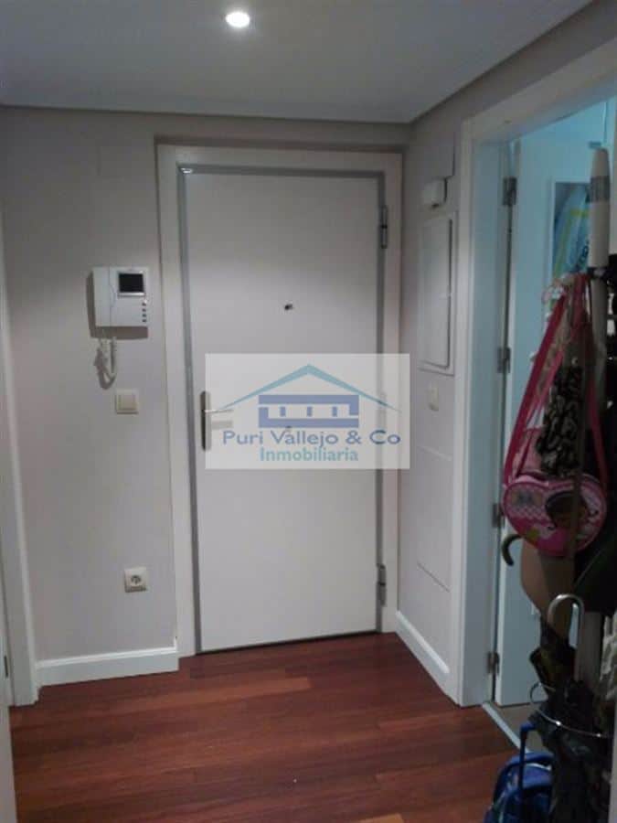 Zona Tablero - Piso con gran terraza y piscina comunitaria. - Foto 4