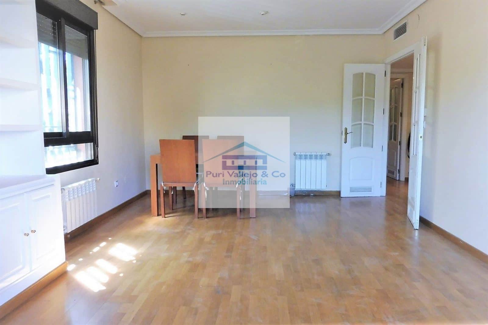 Piso con doble orientación  y terraza en Tablero-Arruzafilla. - Foto 2