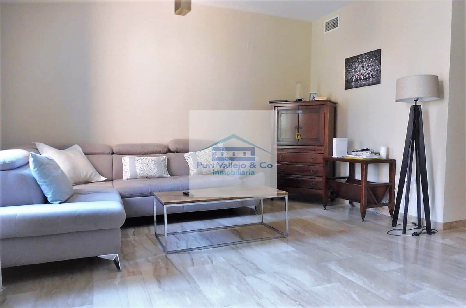 Piso con amplia terraza y piscina. - Foto 2