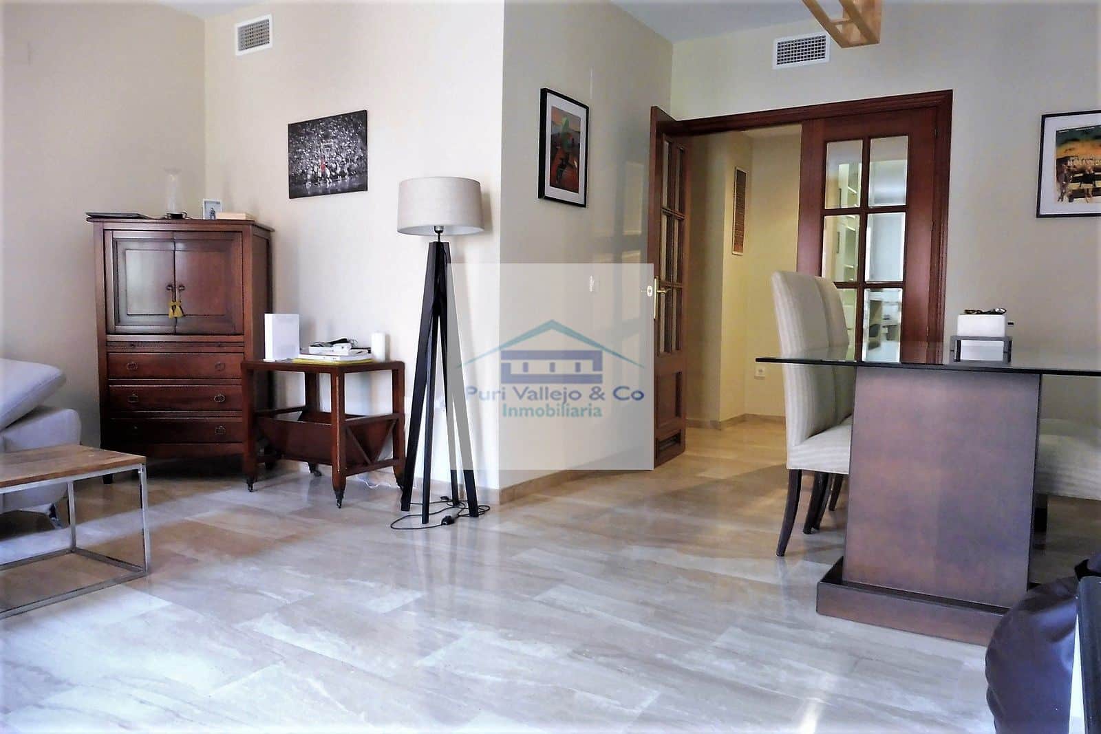 Piso con amplia terraza y piscina. - Foto 1