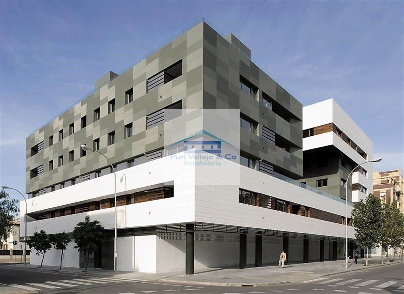 Piso de primeras calidades con piscina en Arroyo del Moro. - Foto 1