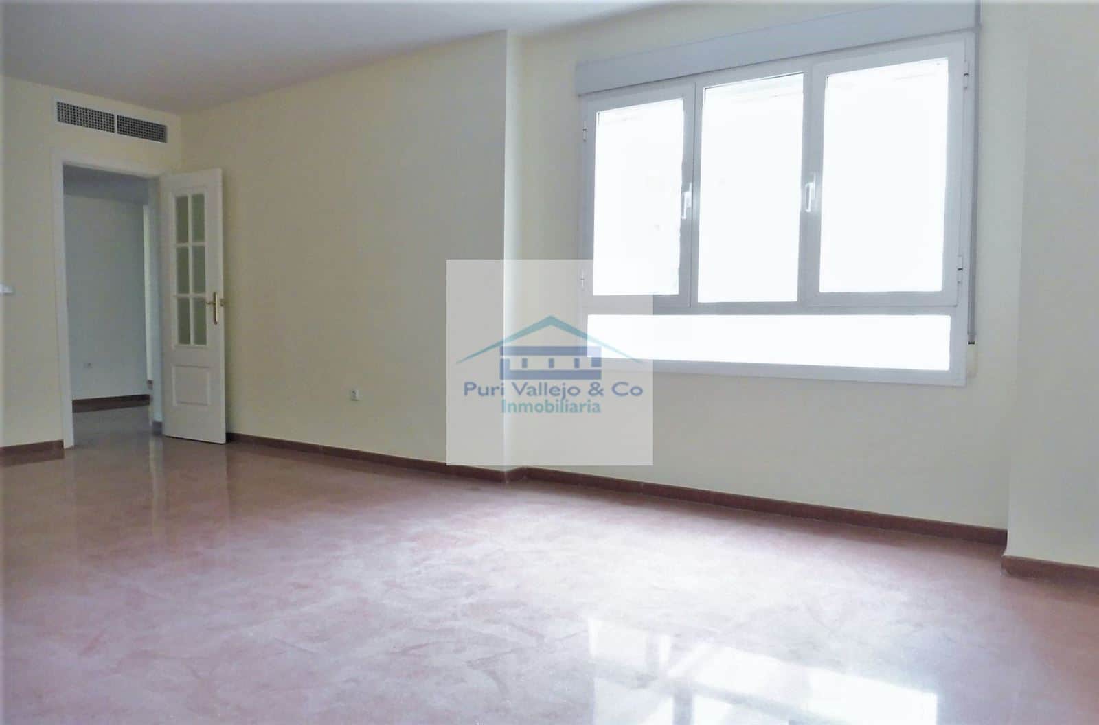 Gran piso a estrenar en zona Levante, junto a Avda. Barcelona. - Foto 3