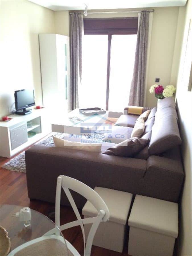 Piso de 2 habitaciones en residencial con terraza y piscina. - Foto 1