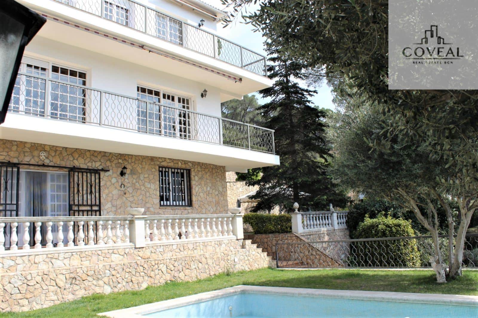 Chalet con 6 habitaciones cerca del centro de pueblo Dosrius - Foto 1