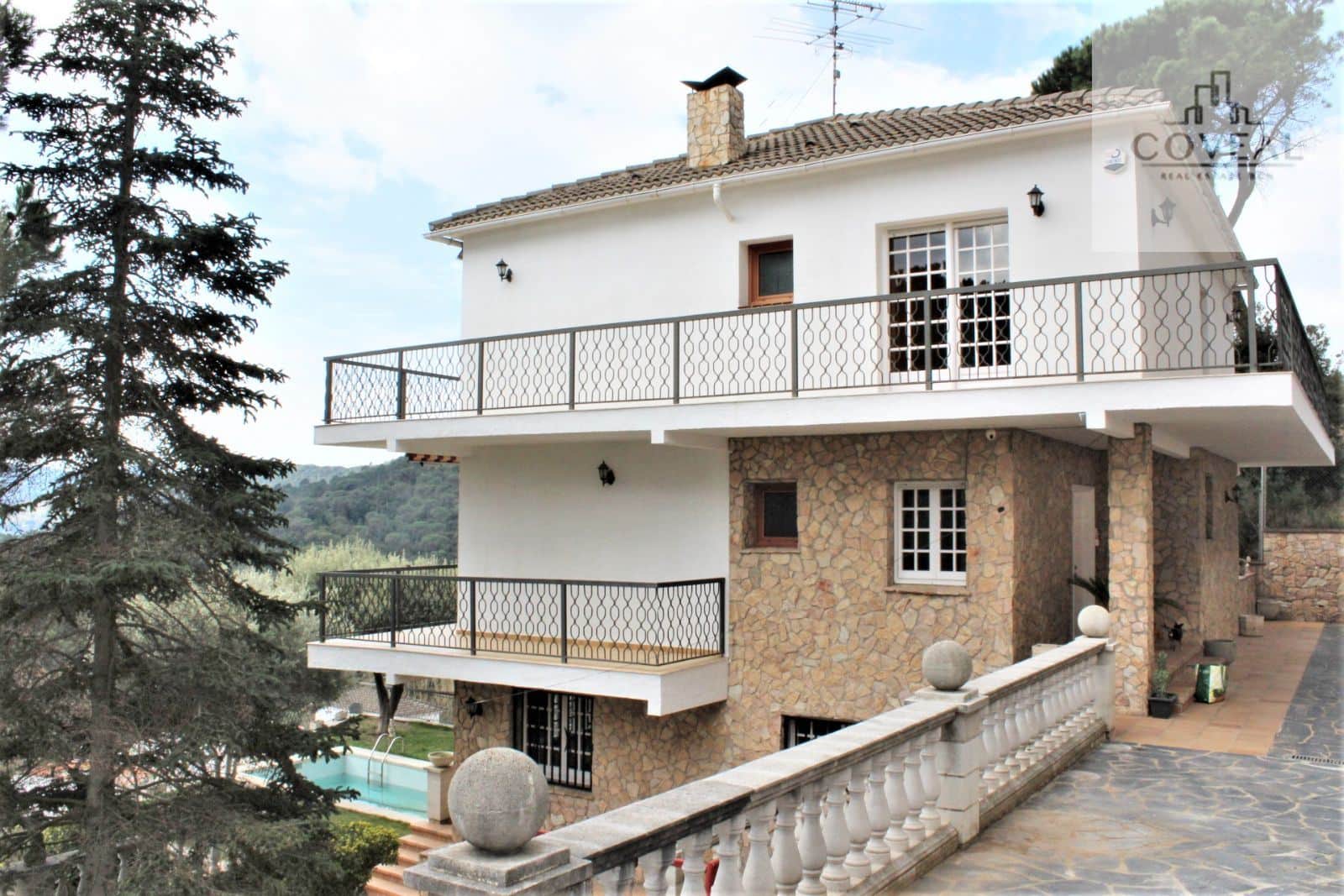 Chalet con 6 habitaciones cerca del centro de pueblo Dosrius - Foto 4