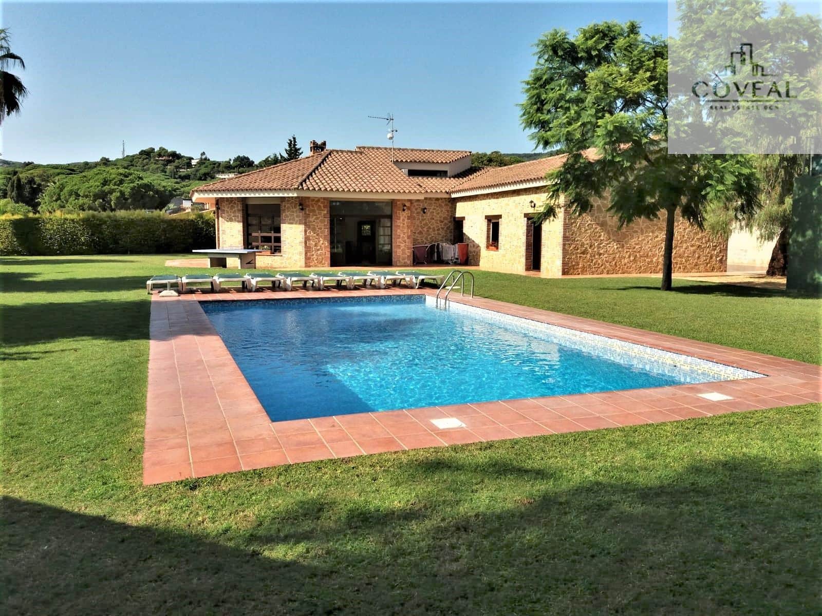 PRESIOSA CASA DE UNA PLANTA DE 5 HABITACIONES. - Foto 1