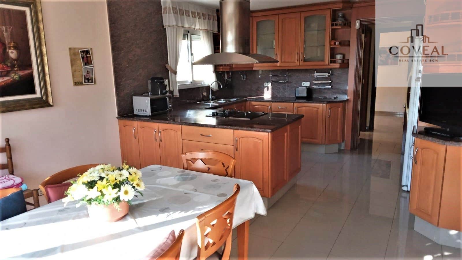 CASA EN EL CENTRO DE ARGENTONA - Foto 3