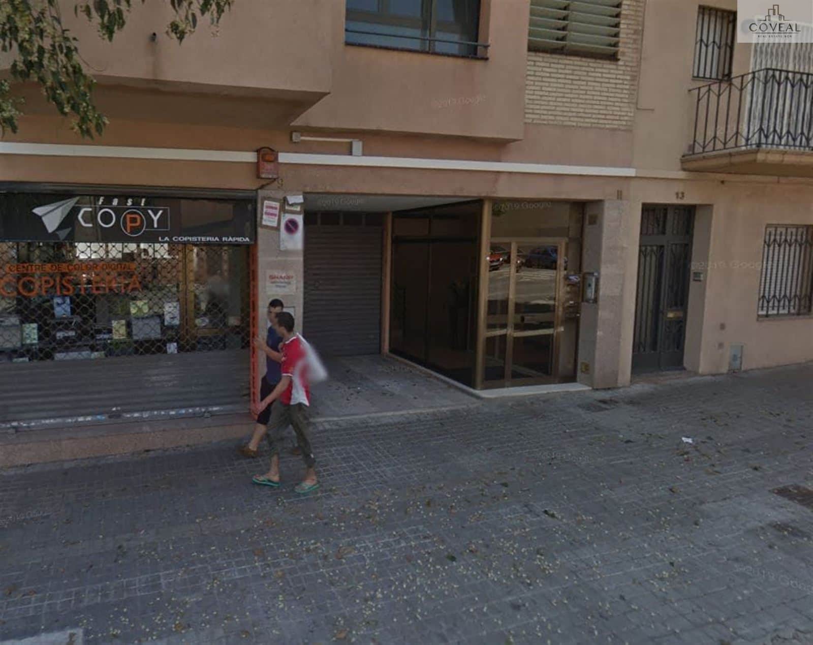 4 plazas de parking en venta situadas en el centro de Mataró - Foto 4