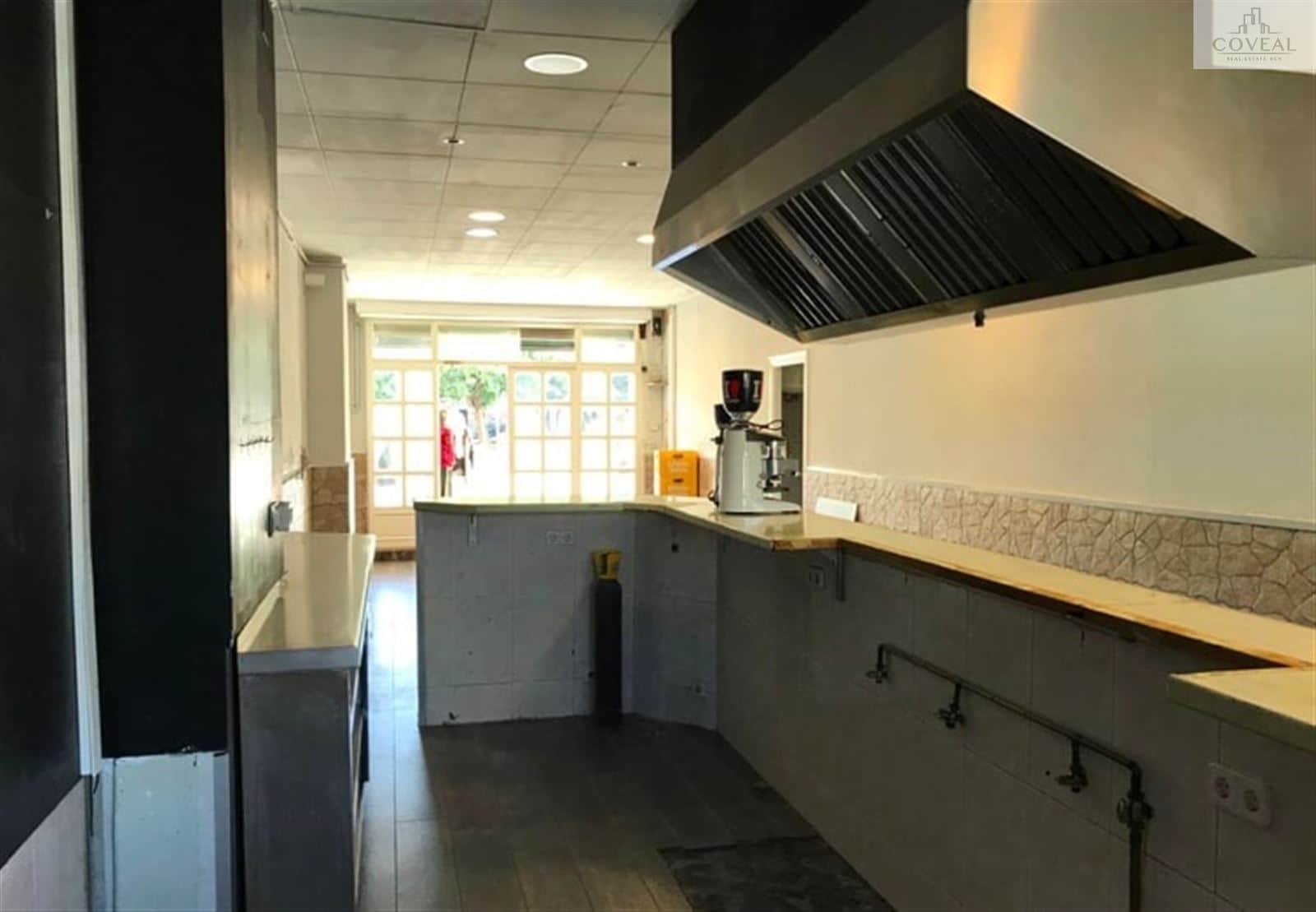 Local con cambio de uso a vivienda en Avd President Companys - Foto 4